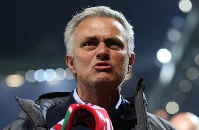 AYX穆雷在快船比赛中状态火爆浙江队止住颓势备战法甲之后，转会期费耶诺德调整名单以备葡超(穆雷绝杀掘金逆转湖人)